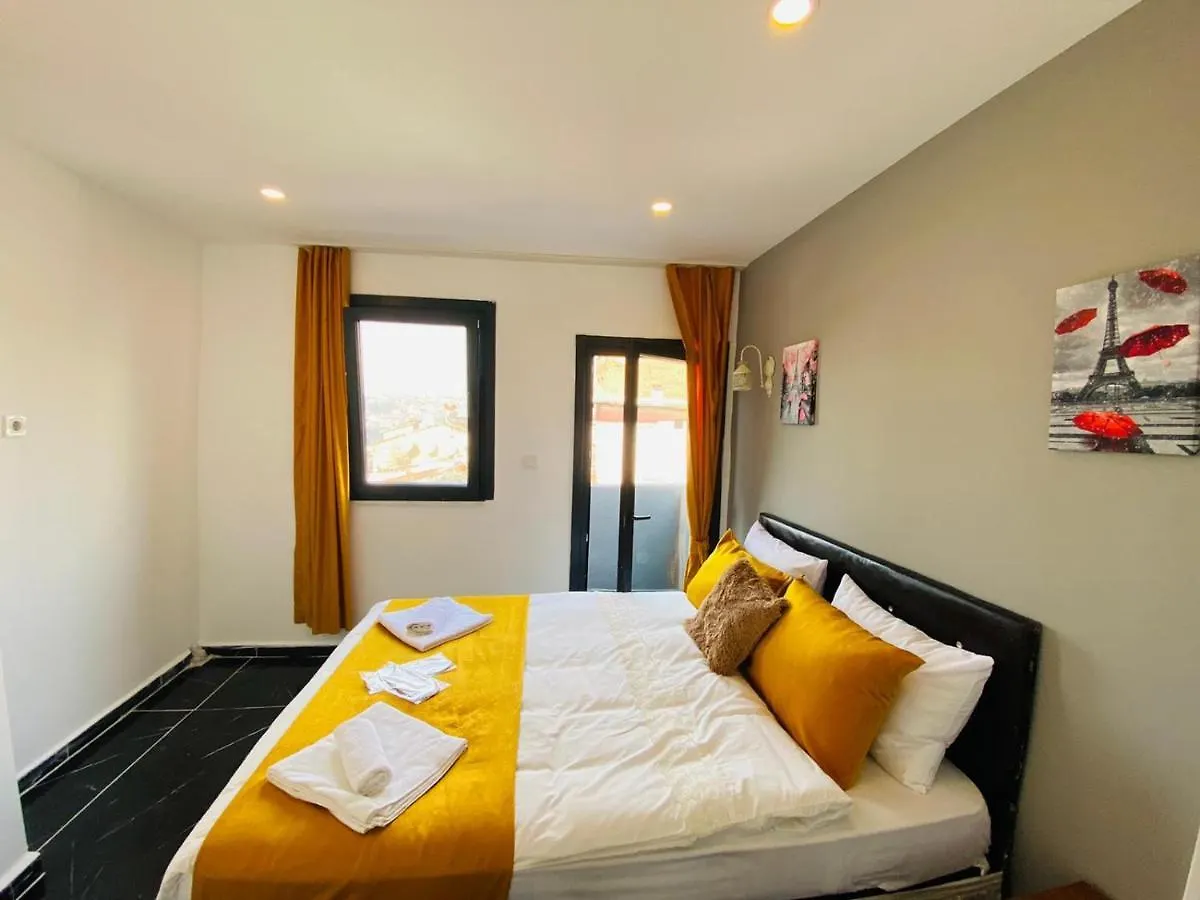 Zeus Economy Booking Suit İstanbul 0*, Istanboel Turkije