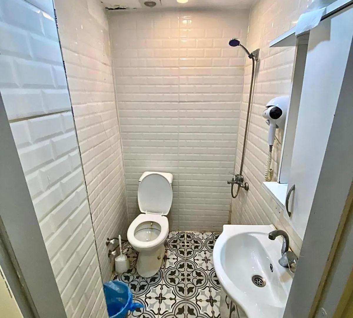 Zeus Economy Booking Suit İstanbul Hotel
