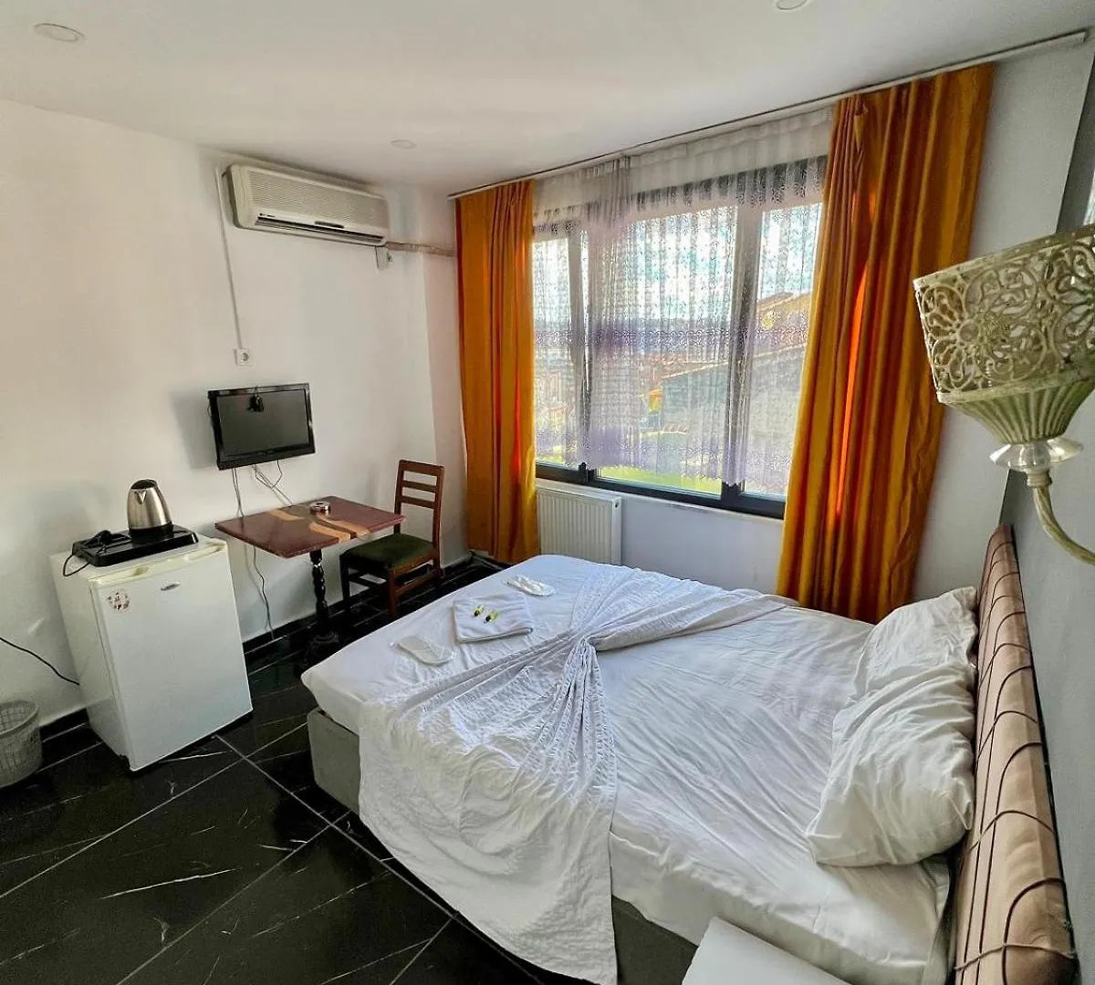 Hotel Zeus Economy Booking Suit İstanbul